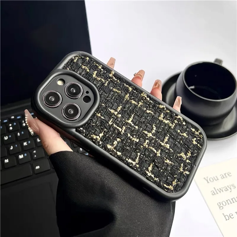 Custodia per telefono in tessuto peloso invernale in peluche per iPhone 15 14 11 12 13 Pro Max Estetica Fuzzy Lattice Stile Coreano Morbido_voghion.com