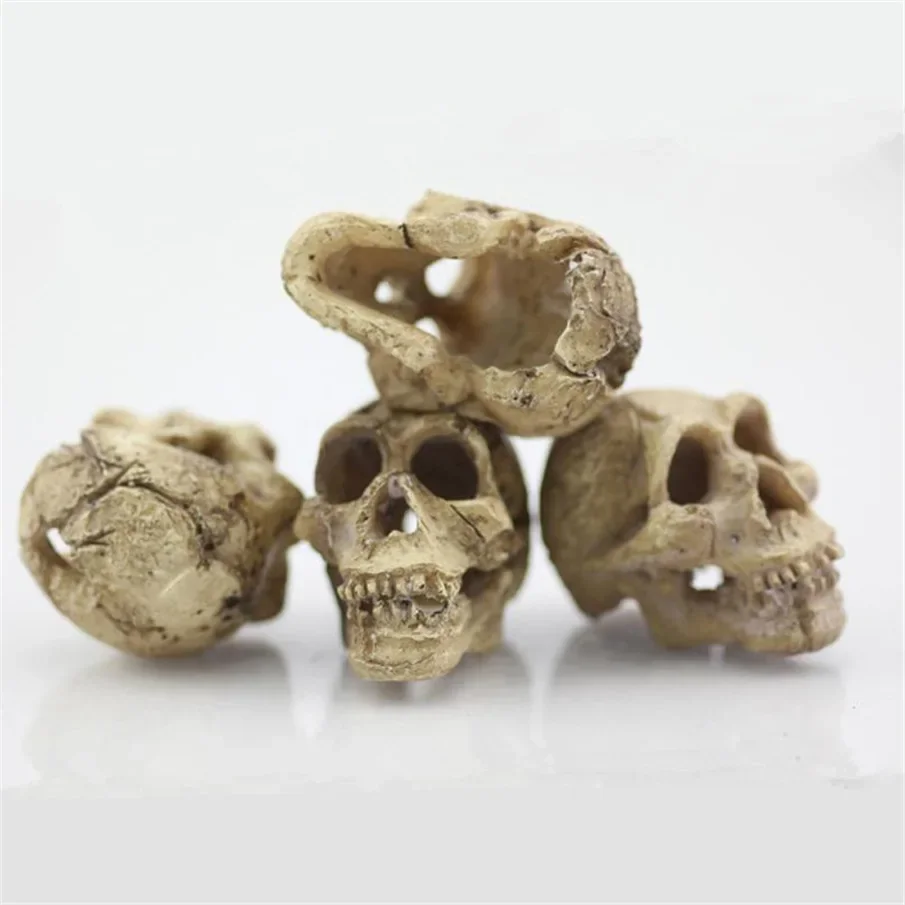 Halloween Aquarium Decorative Resin Skull Crawler Dragon Lizards Decoration Ornamento