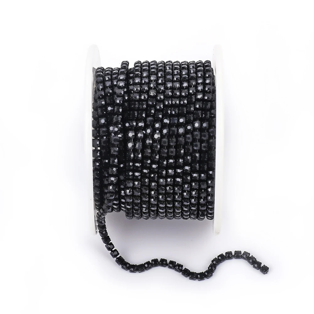 Vibrant Rhinestone Cup Chain with Colorful Base