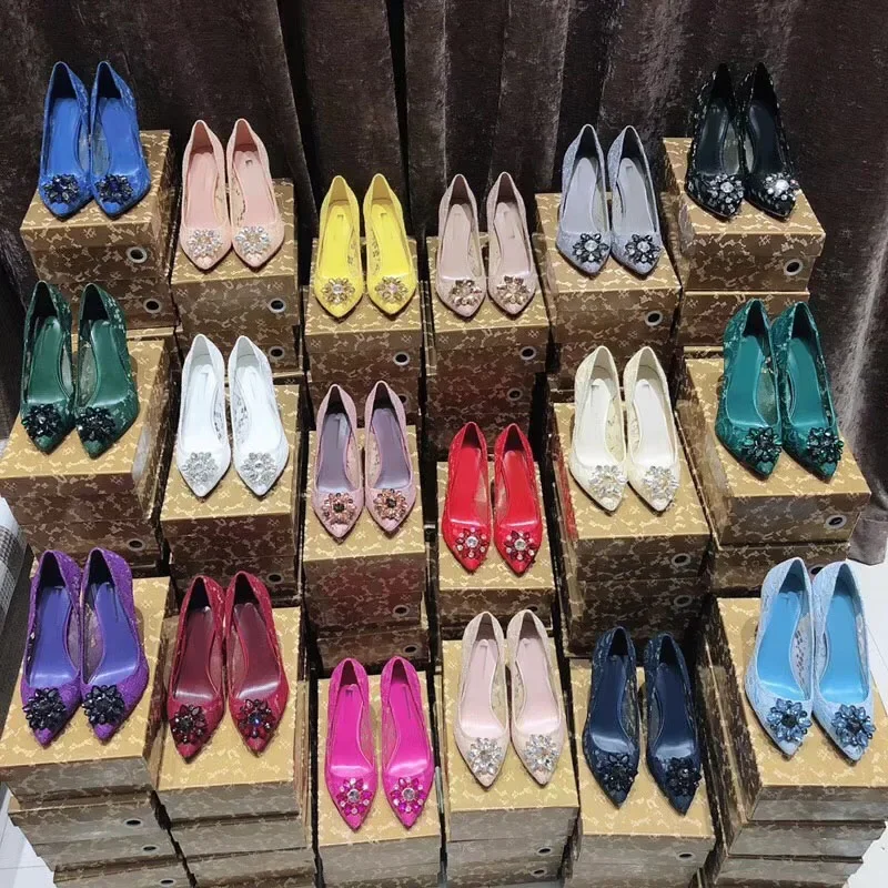 

2023 lace pointed high heels mesh breathable rhinestone stiletto sandals flat black wedding shoes