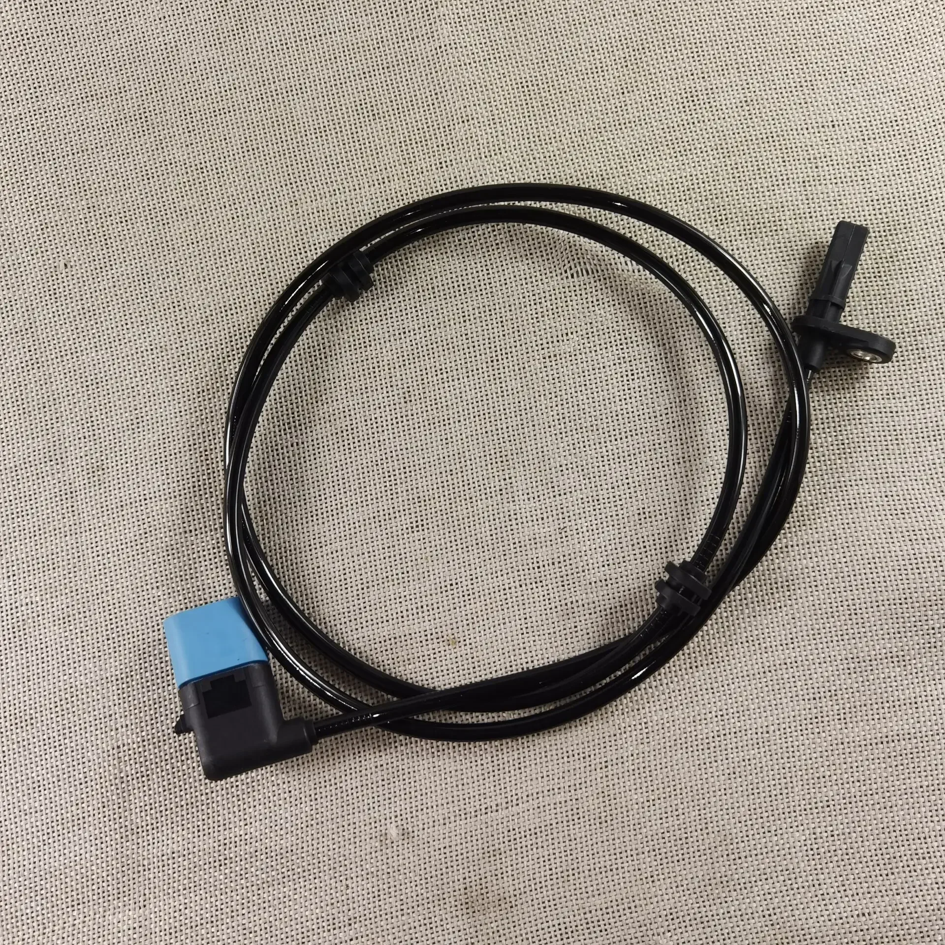 4 ABS Speed Sensor Front Rear L & R for Mercedes W246 2469059402 2465402510 A2469059402 A2465402510 auto speed sensor