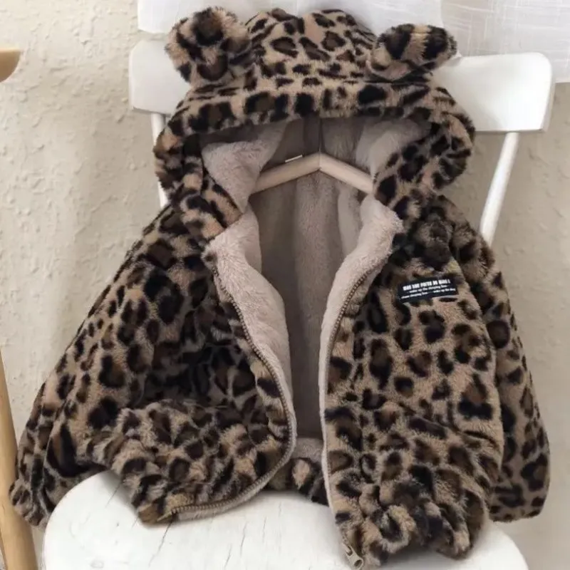 Jacket side detail