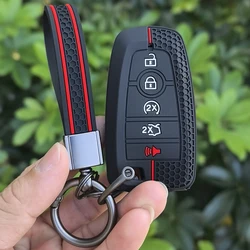Sleek Car Key Fob Protector Cover and Keychain Holder (With Keychain)