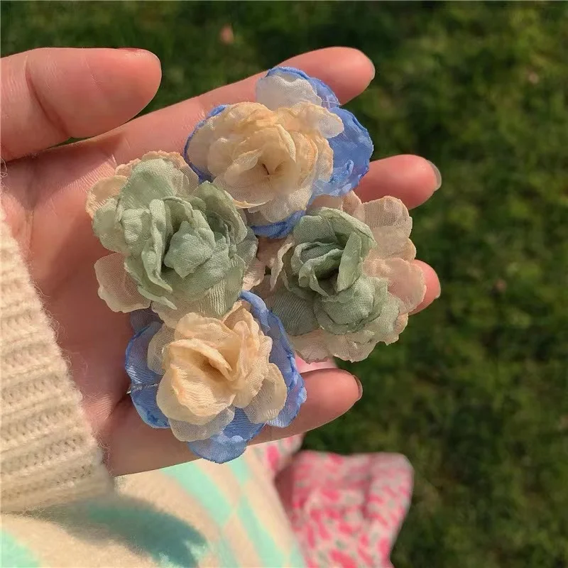 

Super Fairy Cloth Flower Ear Stud ~ Bump Color Is A Small Fresh Spring Earrings For Women With A Niche Design Ear Clip"