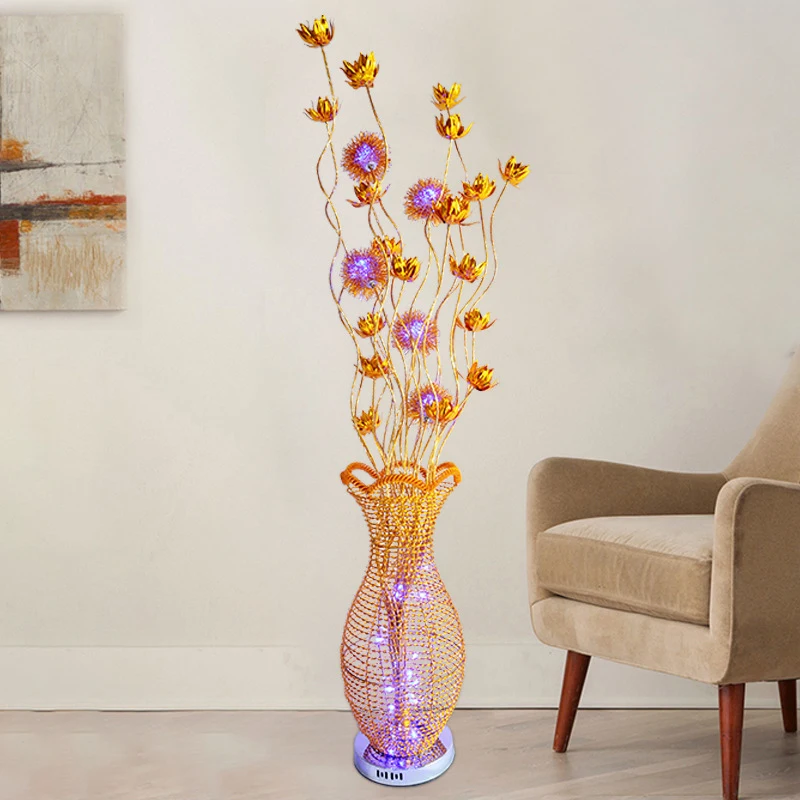 

Nordic Golden Flower Floor Lamp Fashionable Modern Living Room Sofa Bedroom Hotel LED Originality Decorative Light