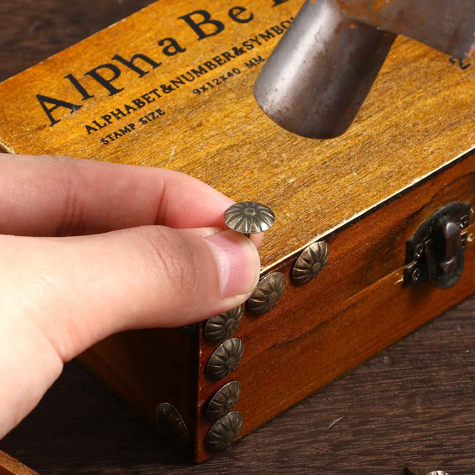 100개 장 가구 못, 꽃무늬 철제 전기도금 가구 못, 소파, 의자, 메시지 보드, 벽 장