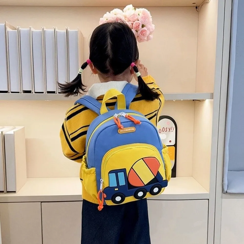 Zaino per Bambini a Forma di Auto Cartoon, Leggero e Versatile, Borsa a Tracolla Traspirante di Grande Capacità per la Scuola - immagine 4