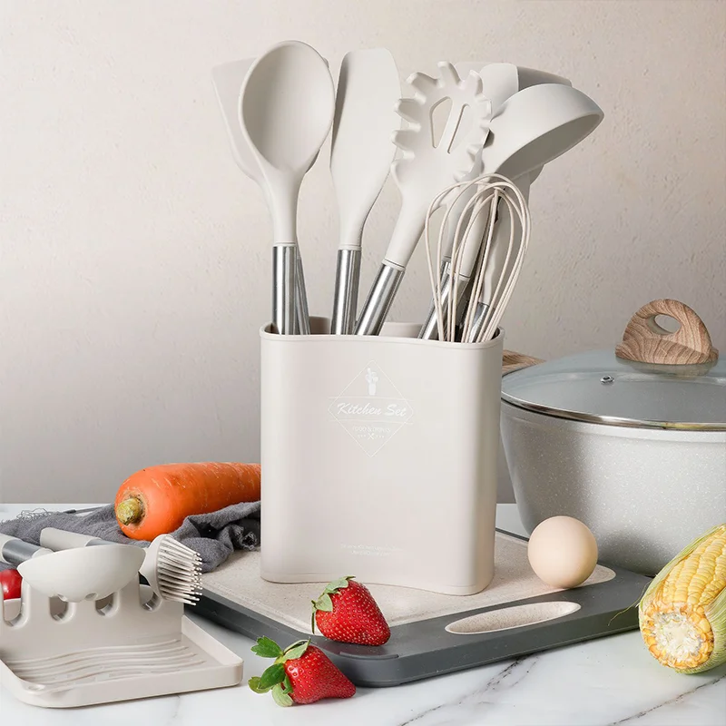13 Silicone kitchen utensils, nonstick cookware sets, cookware spatulas, blenders, shovels, stainless steel handles, kitchen too