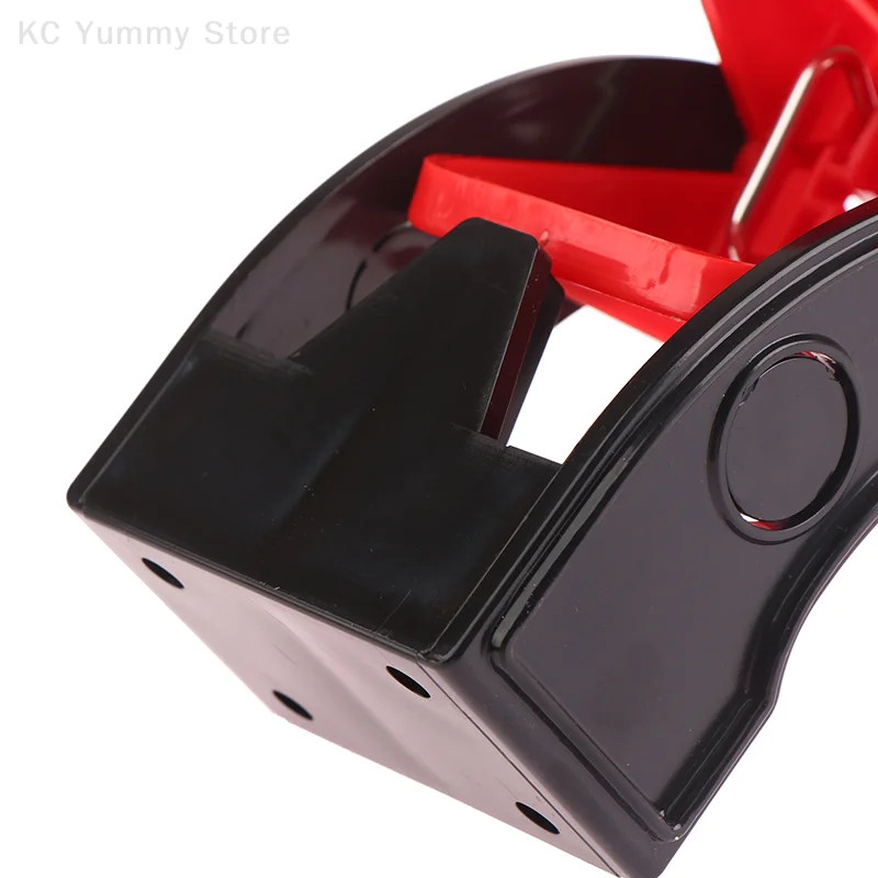 Description Picture 4 of item1Pc Car Cleaning Floor Mat Cleaning Hooks Carpet Wash Clamp Multifunctional Mat Clip Tools Auto Carpet Wash Clamp Accessories
