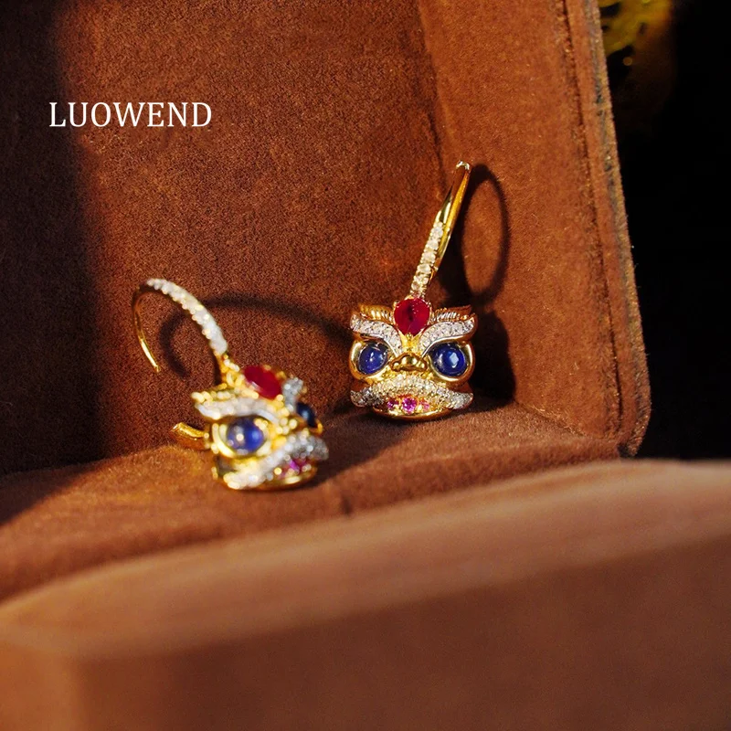 

LUOWEND 18K Yellow Gold Earrings Fashion Awaken Lion Shape Ethnic Style Real Natural Gemstone Earrings for Women Party Jewelry