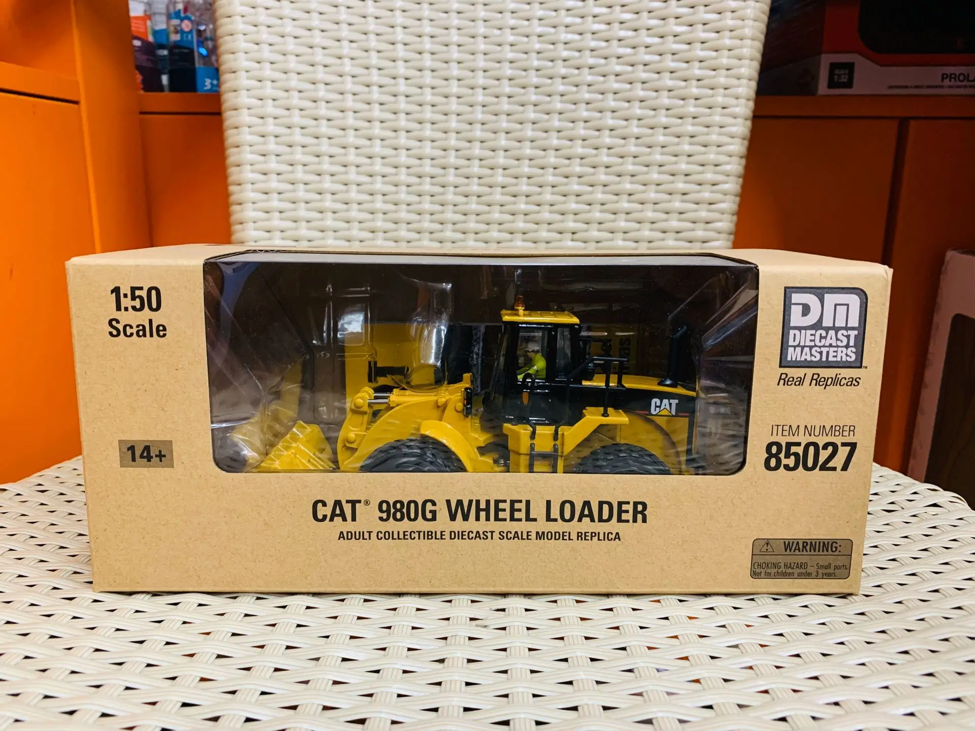 Caterpillar Cat 980g Wheel Loader 1/50 Scale Diecast Masters 