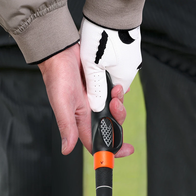 1Pieces Golf Club Hand Grip Corrector Beginner Hand Grip Shaft Cover Indoor&Outdoor Training Products Golf Assistive Devices