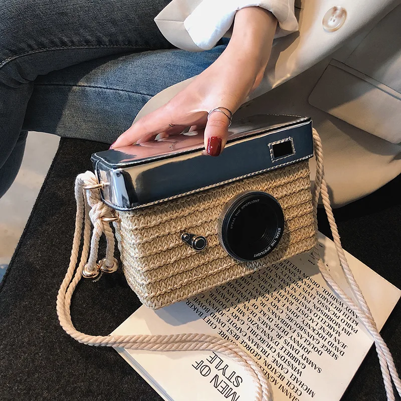 

Fashion Camera Shaped Small Messenger Bag Rattan Woven Ins Shoulder Bags Portable Beach Vacation Straw Handbag Girl Women
