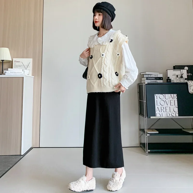 Maternity Fashion Knitted Mini Skirt Open Slit Design for Autumn Winter Casual Wear Slimming Straight Cut One Step Skirt