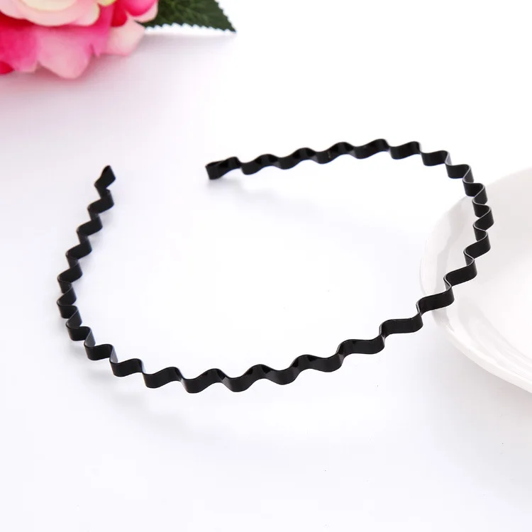 Korean Wavy Headband Image 6