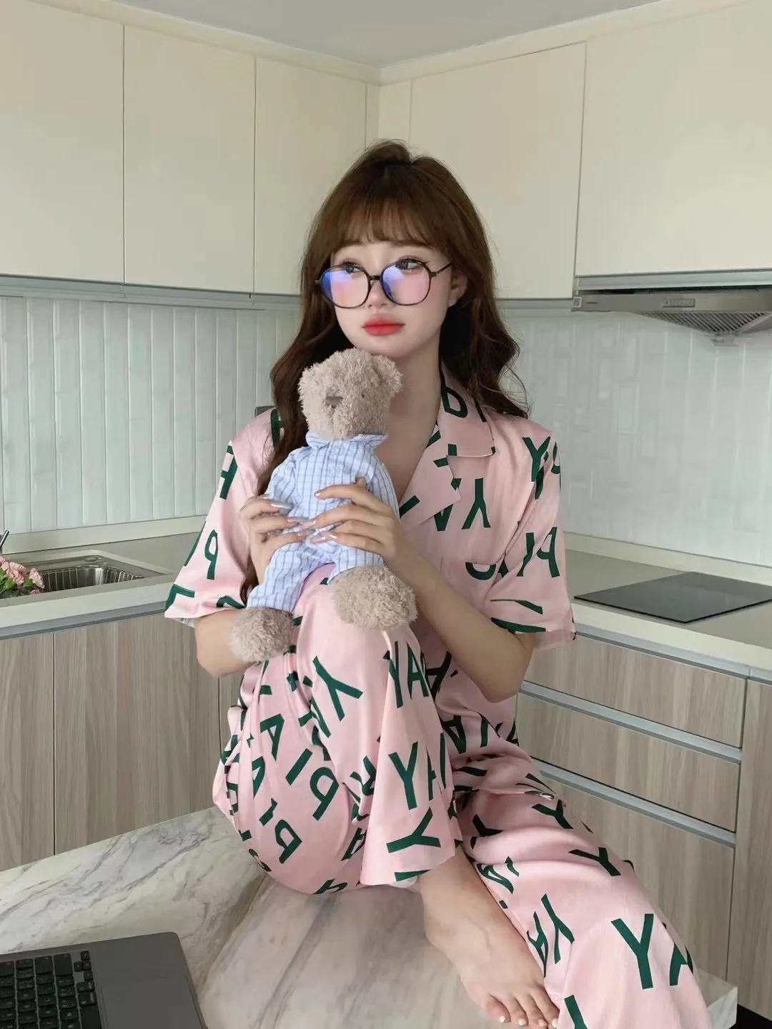 Fashionable New Ice Silk Pajamas Women's Short Sleeve Long Pants Letter Set High Grade Home Furnishing