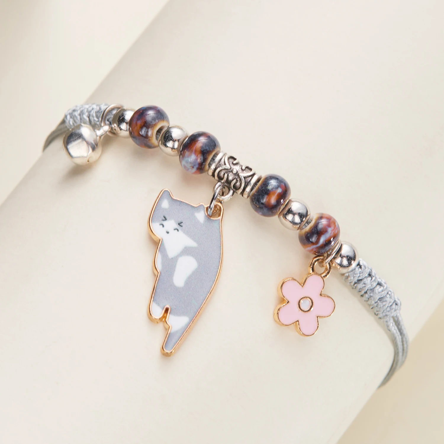 Niedliche Cartoon-Tier-Katze-Blumen-Armbänder für Frauen, süßer Stern, Kätzchen, geflochtenes Armband, Glücksknoten, Freundschaftsschmuck, Geschenk – Detail 12