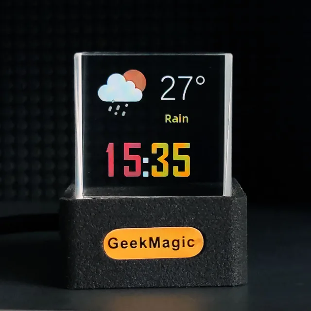 GeekMagic GIFTV Crystal Cube Holographic Desktop Clock Display 1