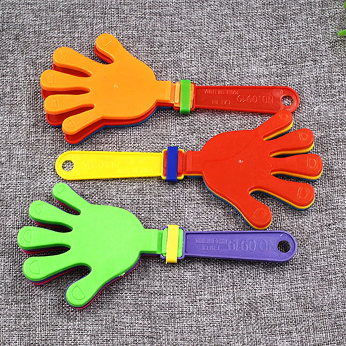 

20 Pcs Cheer Prop Plam Shine Funny Hands Clap Applause Maker Child Clapping Device