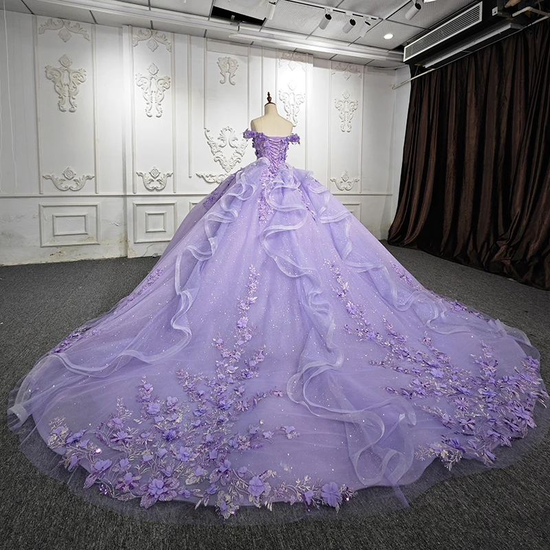 Рисунок 2 - Стильные торжественные платья Quinceanera 2023