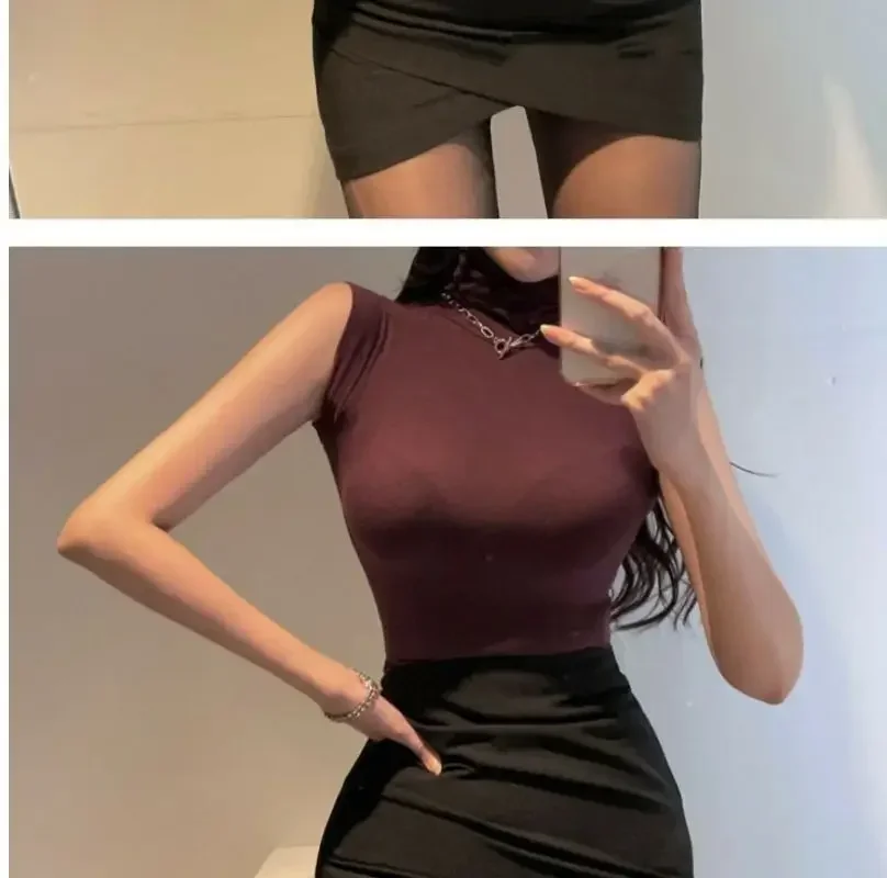 Women's Y2K Vintage Sleeveless Turtleneck Top