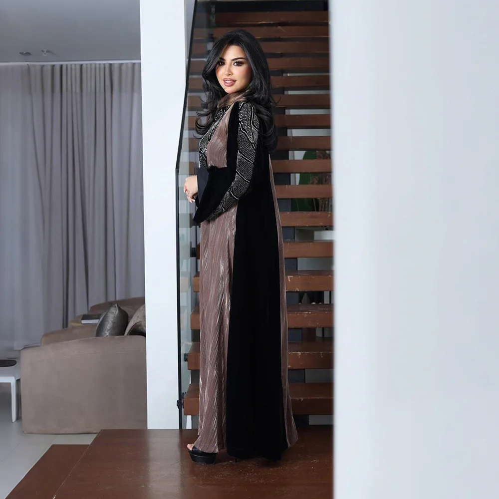 عبايات عيد مخملية للنساء فستان إسلامي دبي Abbayas...