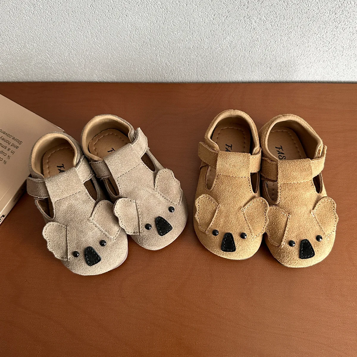 Spring Edition Children's Genuine Leather Shoes Cartoon Baby Soft soled Sneakers for Boys and Girls 1-3 Years Old Baby Shoe