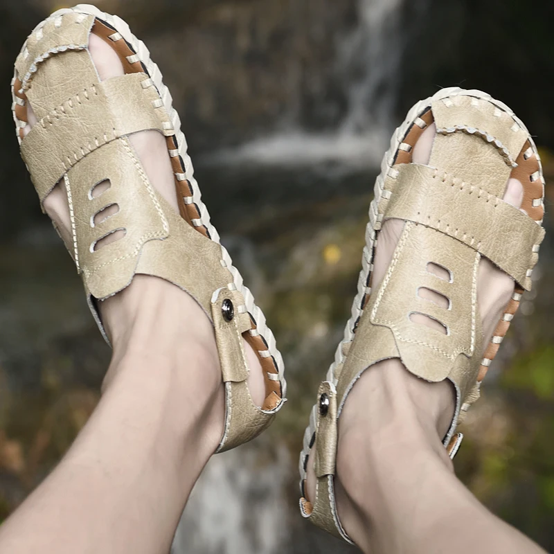 

2023 New Leather Baotou Beach Shoes Casual Sandals Men Black Beige Fashion Outdoor Wading Shoes Breathable Quick Drying Shoes
