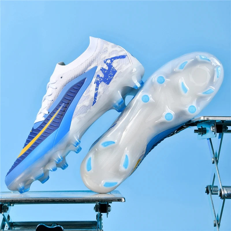 Men Football Boots Soccer Shoes Training Indoor Unisex Futsal Professional Ultralight Breathable