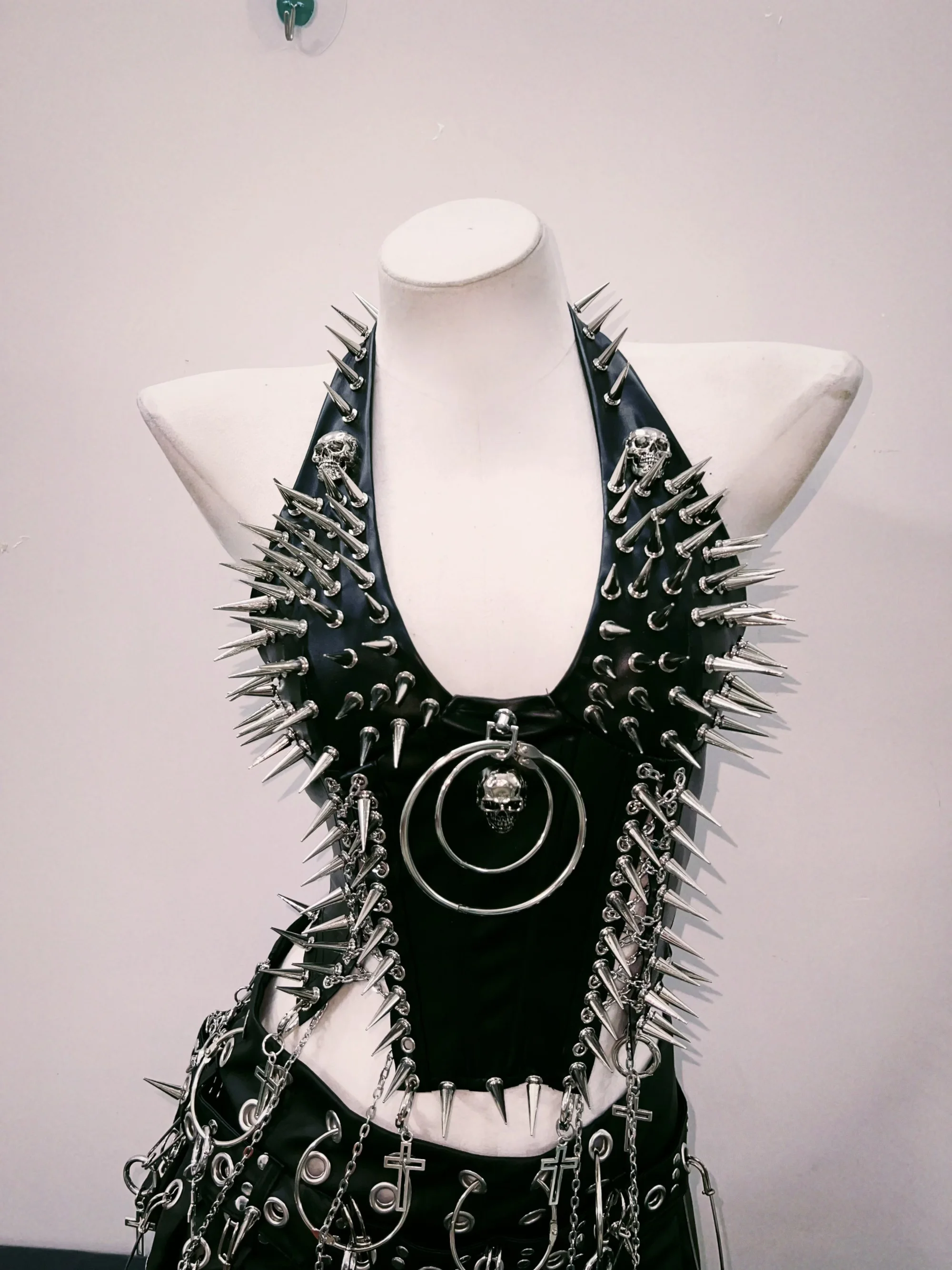 Rave Festival Outfit 2025 Gothic Punk Spike And Chain Harness Top with Studded Mini Skirt OUT1041 