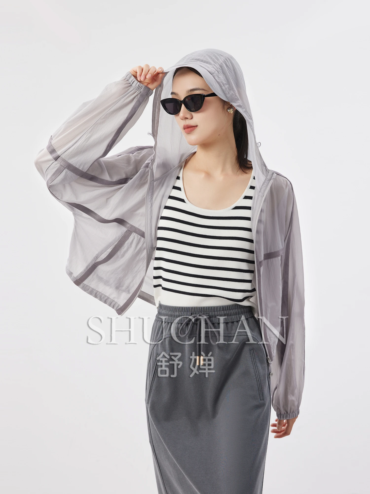 

【 Cool and Sunscreen 】 UPF50+Lightweight, Breathable, Non Stuffy, Fashionable Hooded Sunscreen Jacket Thin Casaco Feminino