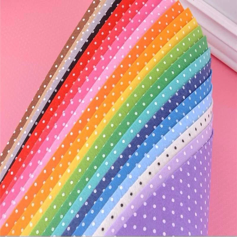 Description Picture 3 of itemMixed 20 Colors 1mm Thick 14x14cm 100% Polyester Polka Dot Printed Nonwoven Felt Handmade DIY Nonwoven Felt Package