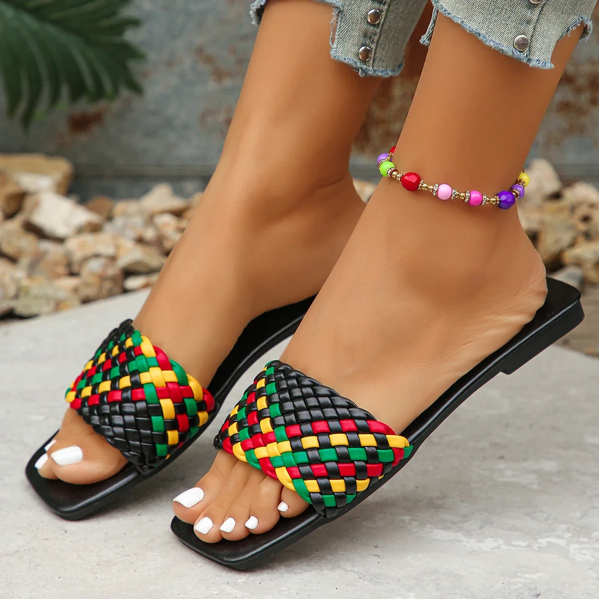 Women Slippers Summer Fashion Beach Mules Casual Indoor Home Slippers Selling Sexy Braided Square Toe Flat Sandals Slides Women 4