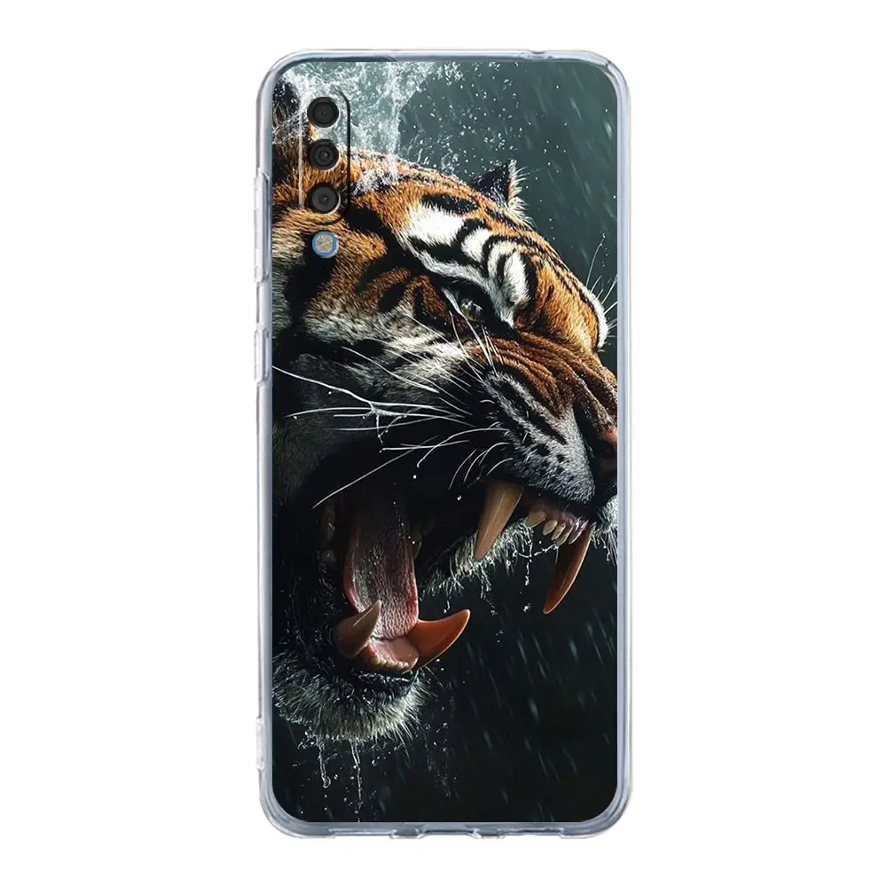 Animal-Themed Phone Case with Tiger, Wolf, and Lion Design
