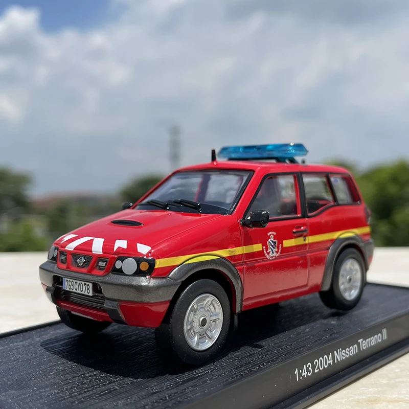 

1:43 Sclae 403 пожарная машина, модель автомобиля из сплава, Литые и игрушки для взрослых, поклонники, коллекционные подарки, сувенир