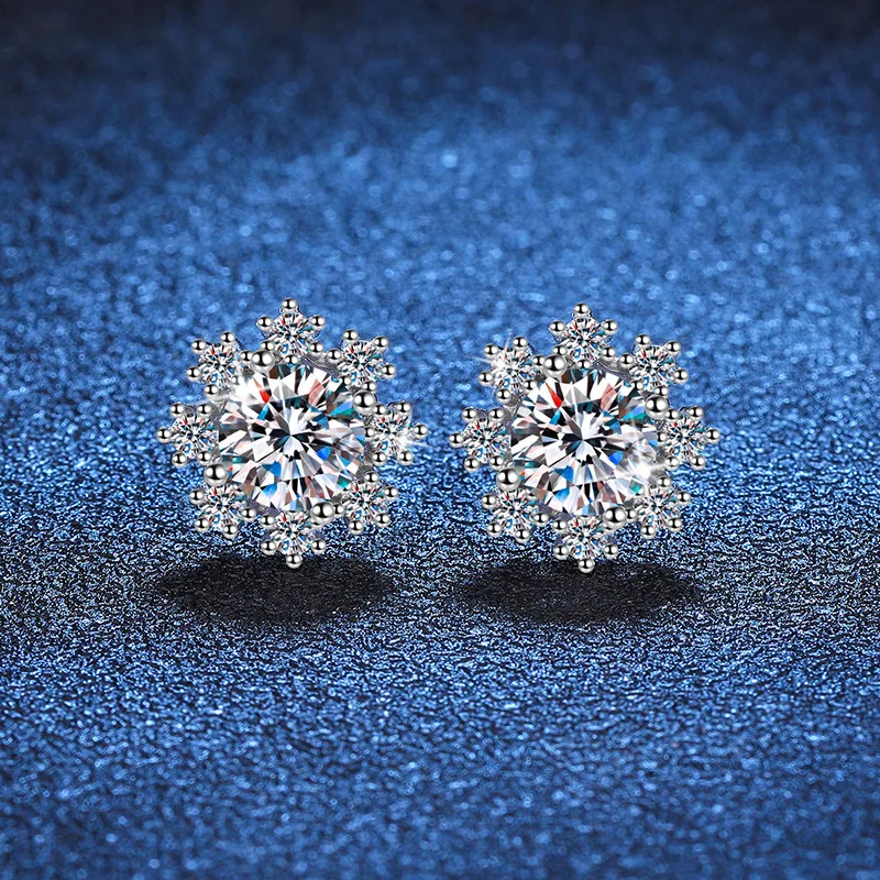 

Earrings s925 Sterling silver earrings Female Moissanite earrings Romantic Snowflake 1 carat D color Moissanite earrings
