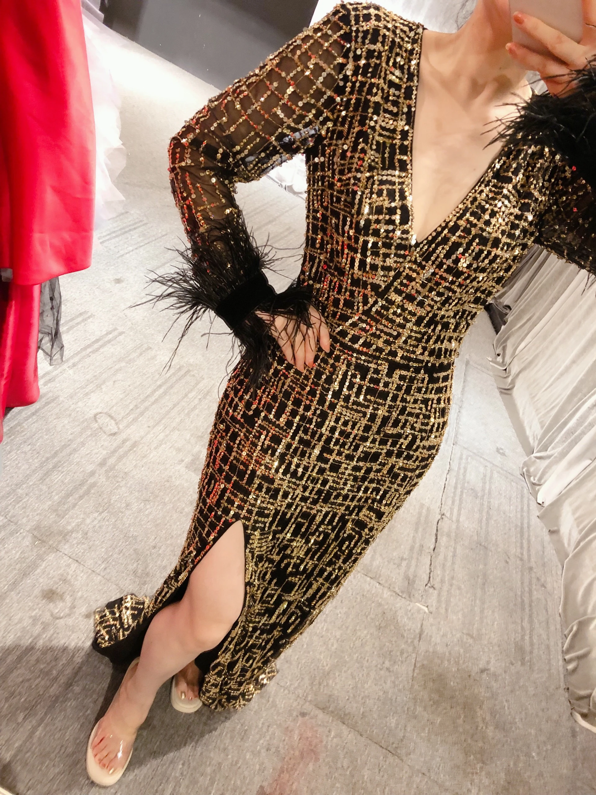 Рисунок 4 - Винтажное черно-золотистое вечернее