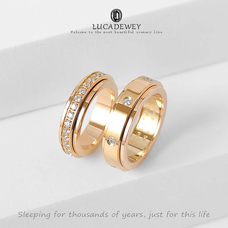 

Fashion exquisite ring, metal plated with 18k gold, fine workmanship can be rotated, suitable for men and women couples ring.