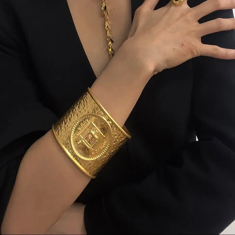 

European and American Fashion Vintage Gold-plated Open Bracelet Women's Jewelry