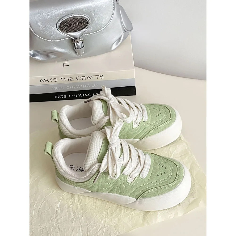 Thick Soled Heels Comfortable Women's Shoes Fashionable New Casual Flat Shoes Lightweight Sports Women Casual Board Shoes 24-187