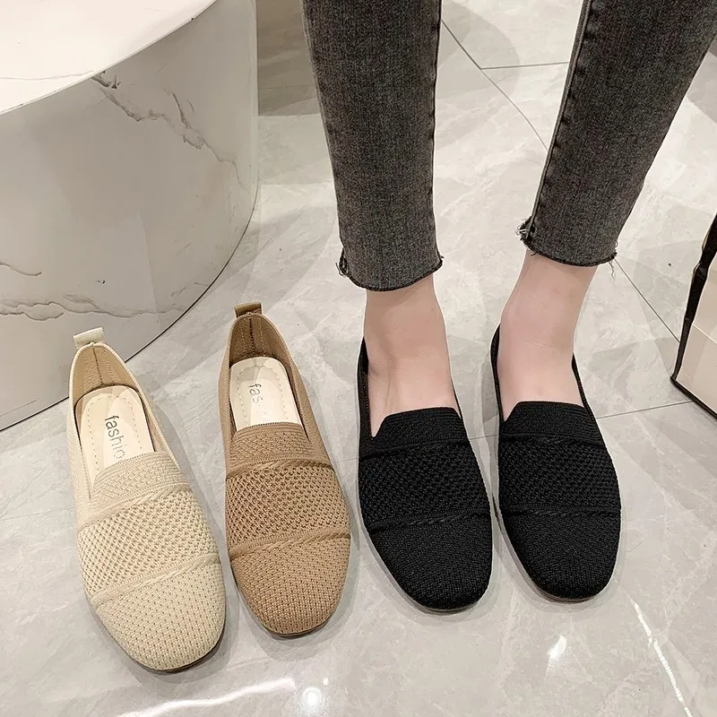 

New Flats Women Hollow Out Stretch Knitted Mesh Breathable Shallow Flats Shoes Outdoor Comfortable Flat Bottomed Walking Shoes