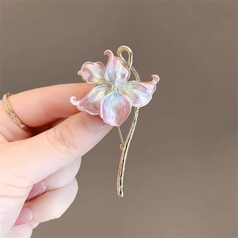 Multi-Layer 3D Zirconia Lotus Flower Brooch – Elegant Coat & Suit Accessory Pin For Women