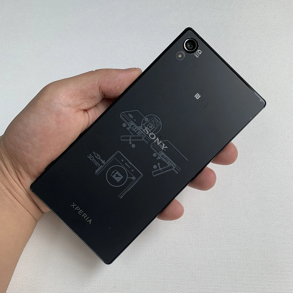 docomo docomo XPERIA Z5 Premium SO-03H ブラック 中古 判定 docomo docomo XPERIA Z5 Premium SO-03H ブラック 中古 判定