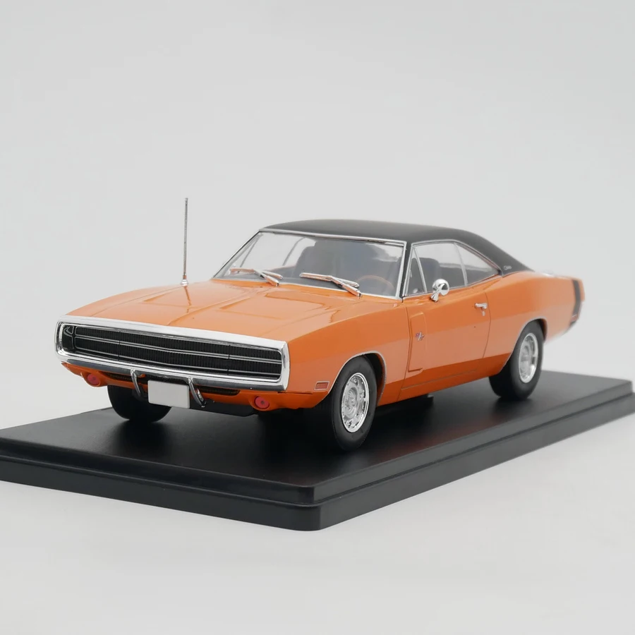 Ixo 1:24 Scala Diecast Caricatore In Lega Rt Warhorse American Muscle Toys Cars Model Classics Collezione Per Adulti Souvenir Gift Display