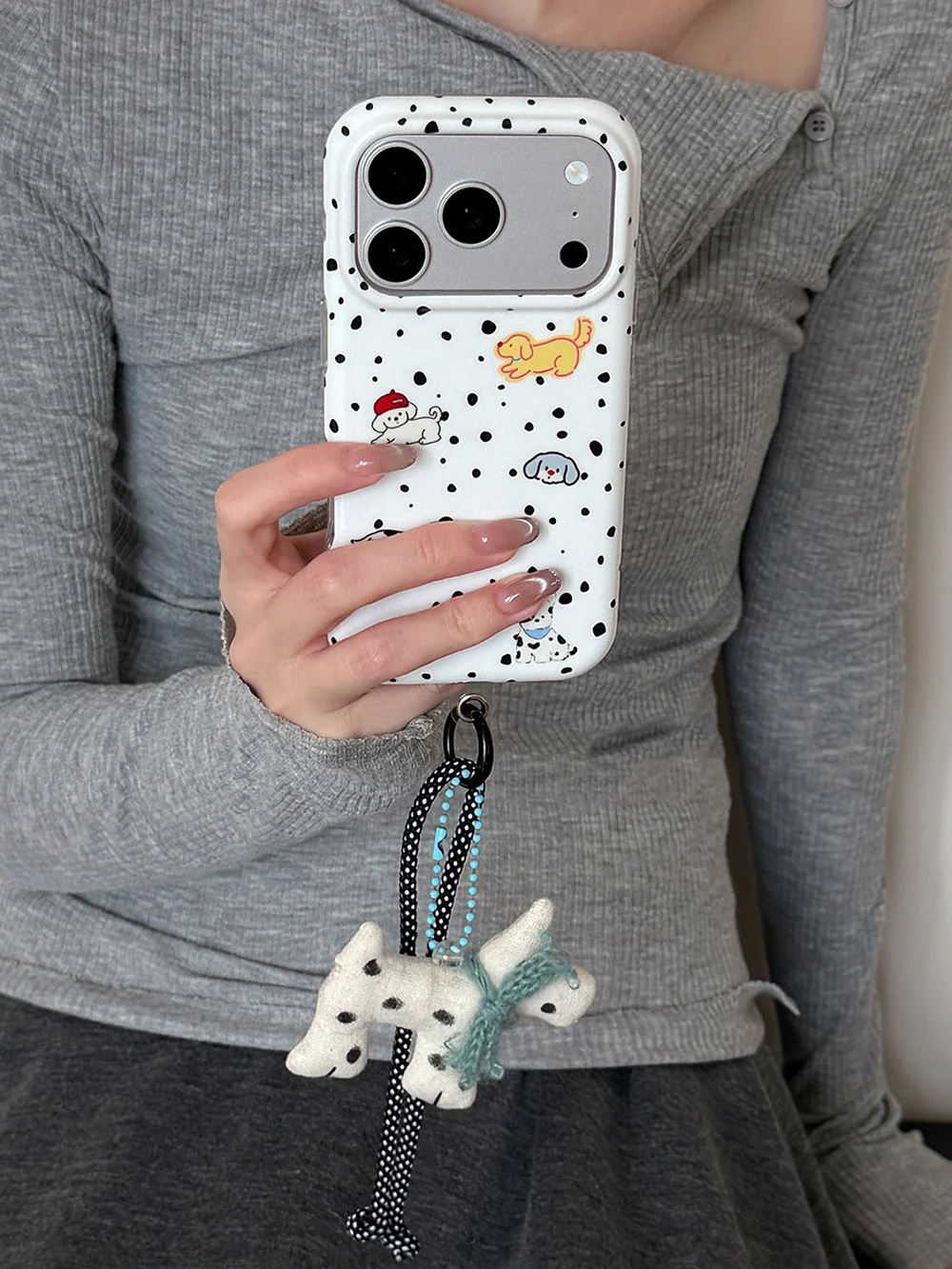 Charming Polka Dot Cartoon Puppy Phone Case with Dog Doll Wrist Lanyard