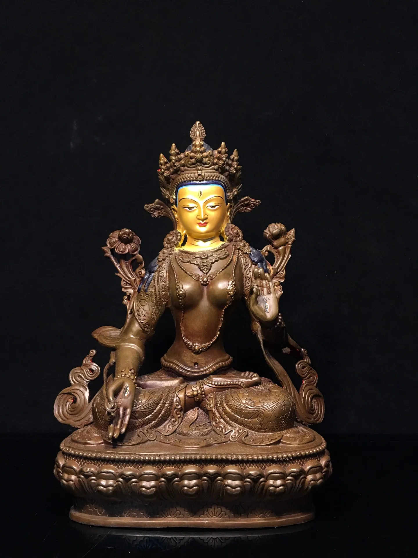 

Коллекция тибетских храмов, старое бронзовое золотое изображение лица циннабара, семь глаз, Белая Тара, тибетский коридор, 12 дюймов