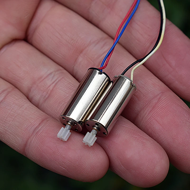 Lot de 2 moteurs 8520 sans noyau 7.4V CW/CCW pour drone