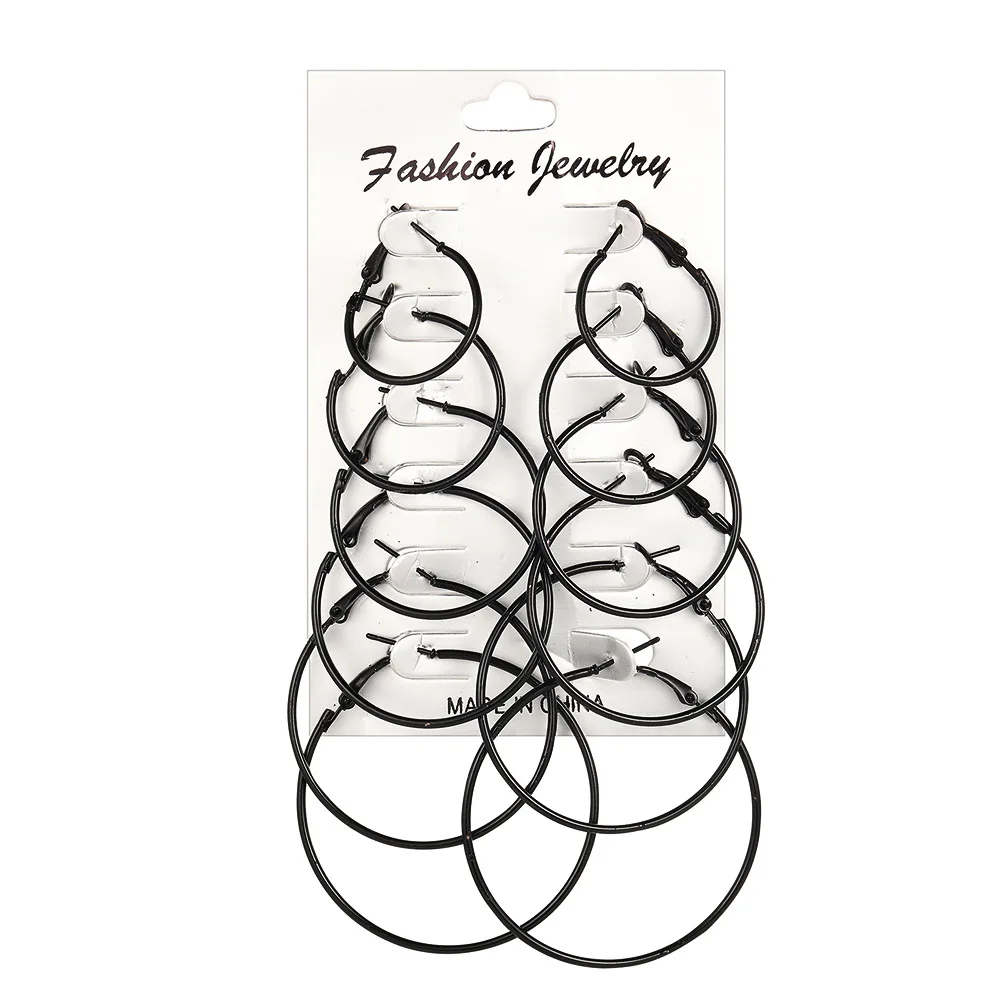 Amazon.com: Jumwrit Big Rhinestone Hoop Earrings Large Round Circle Earrings  Chain Dangle Earrings Sparkle Stud Earrings for Women Girls（Gold） :  Clothing, Shoes & Jewelry
