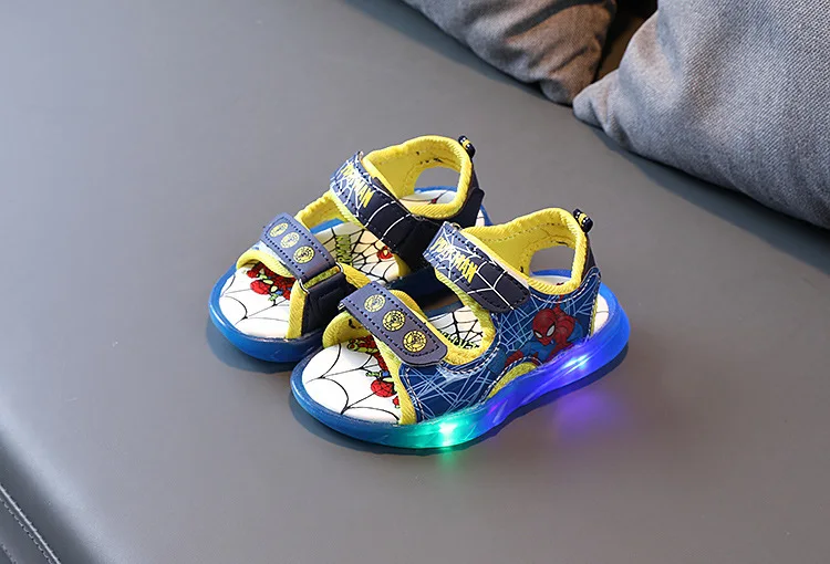 children's shoes for sale Spiderman children's sandals boys' bright light shoes girls' beach tenis with lights LED luminous baby toddler boots kids shoes comfortable sandals child