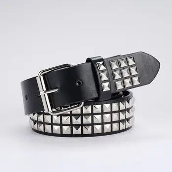 2023 Cinture in pelle da uomo e da donna Cinture con rivetti piramidali punk vintage Ladies Luxury Street Designs Cinture nere Jeans per le donne 1